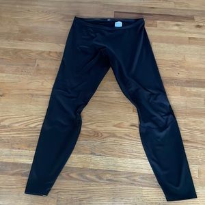 Black Arc’teryx base layer bottoms. Women’s XL. Great condition!